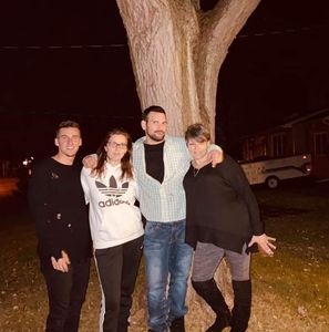 Meet your Posher, Brett